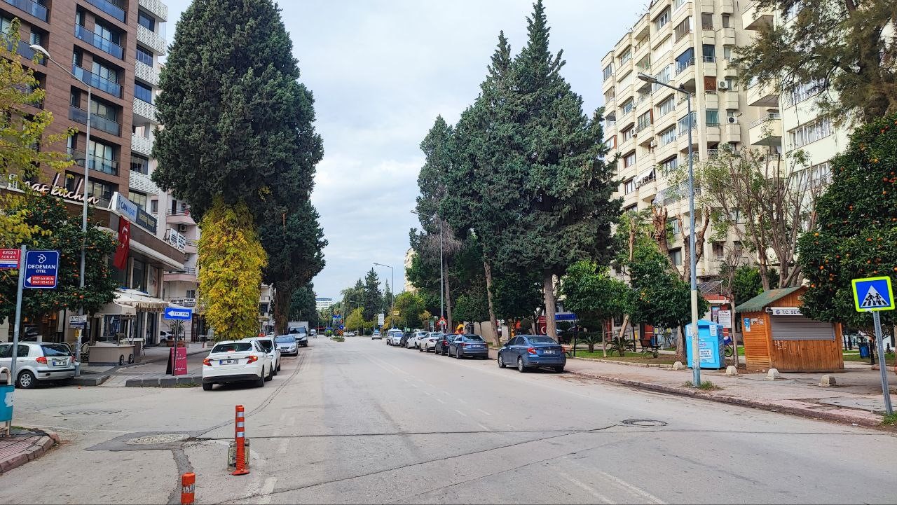 adanada bu kez soguk nedeniyle sokaklar bos kaldi 2 H27aU3ZS
