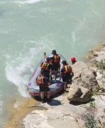 adanada-cayda-kaybolan-genc-20-gundur-araniyor-LvVLuWsg.jpg