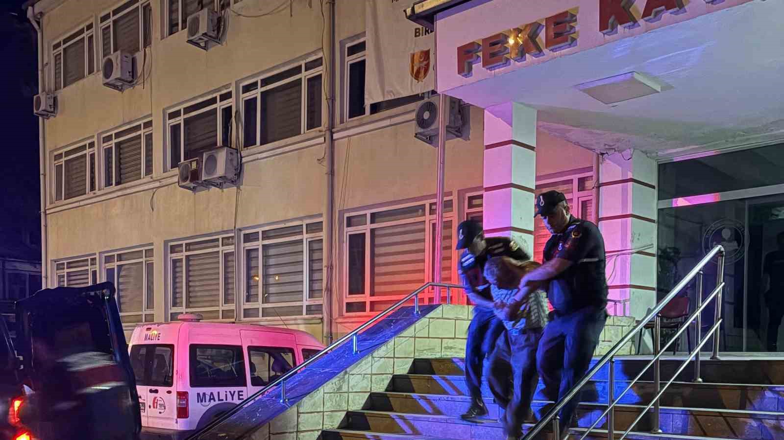 adanada cinsel istismar sorusturmasinda supheli ve onu alikoyan baba tutuklandi 0 d4G8BqD4