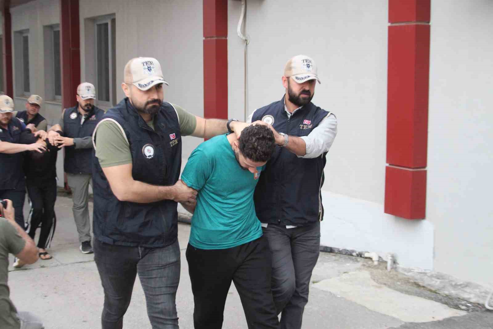 adanada deasin uyuyan hucresine operasyon 16 kisi yakalandi 4 9mZbAI9c