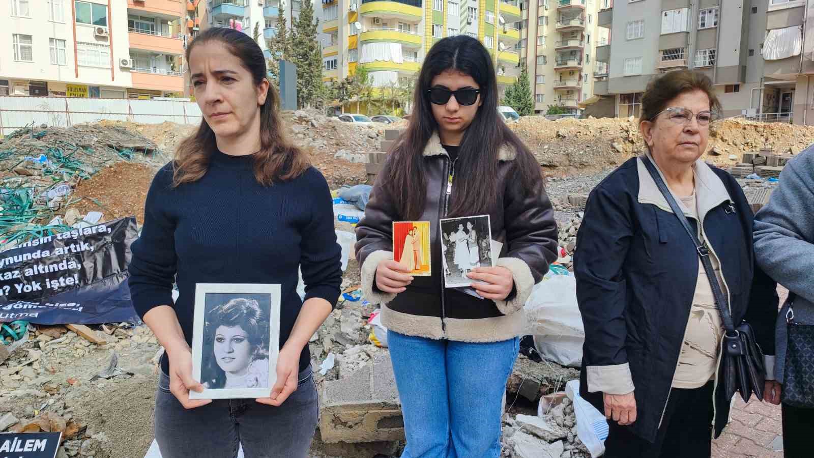 Adana’da depremde 96 kişinin hayatını kaybettiği apartmanın yerinde gözyaşlarına boğuldular 6 adanada depremde 96 kisinin hayatini kaybettigi apartmanin yerinde gozyaslarina boguldular 2 WSjzKJgs