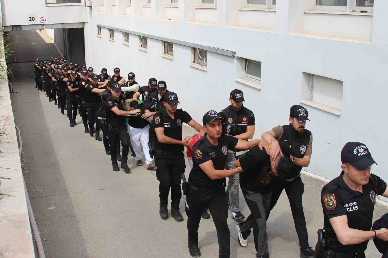 adanada dev operasyon 4 milyon uyusturucu hap ile 3 ton 994 kilogram etken madde wNnKXtHp