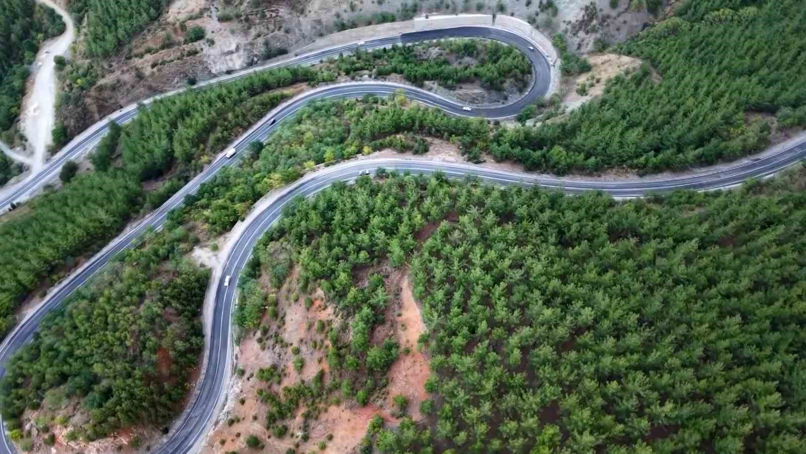 adanada dokuzdolambac virajlari manzarasiyla mest etti 0 NLiNvqsC