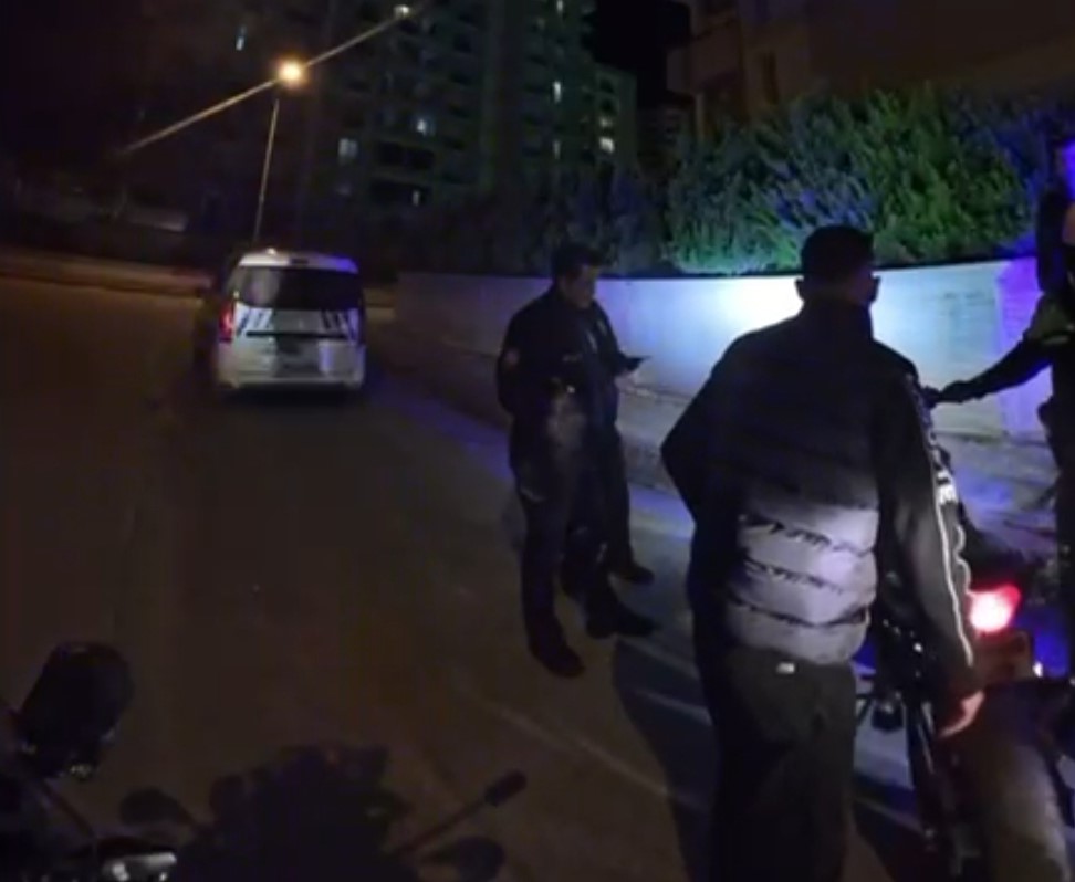 adanada dur ihtarina uymayan motosiklet surucusune 497 bin tl ceza 2 5WySGXre