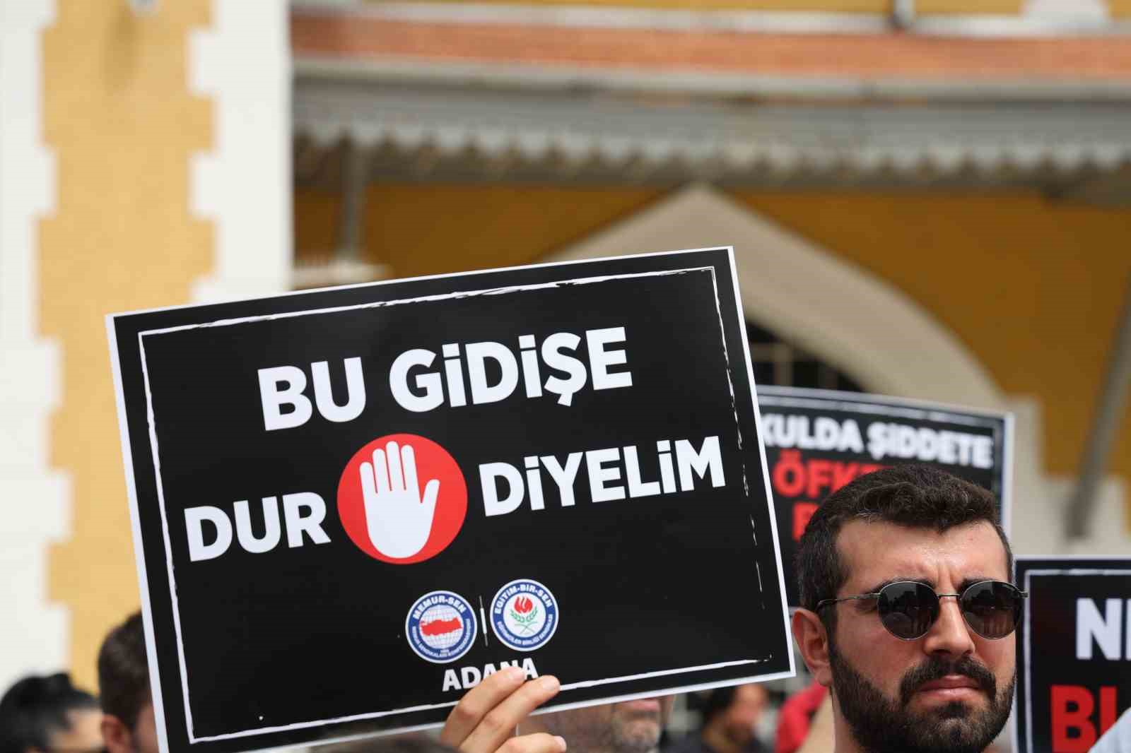 adanada egitimciler sanliurfadaki saldiriyi kinadi 4 4ZVkpzcX