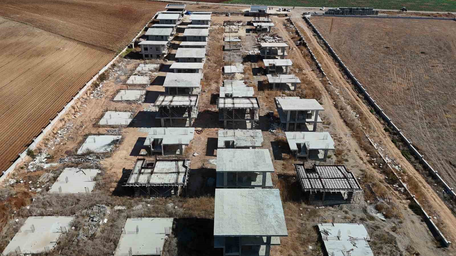adanada ev hayali kuran vatandaslar magdur oldu 4 s9b9DC7E