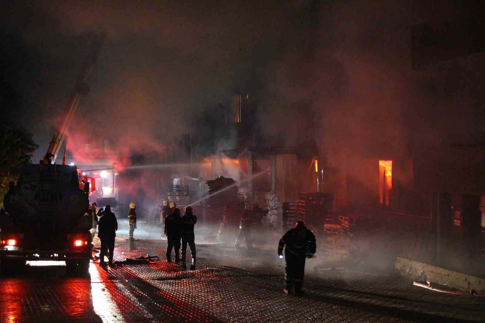 adanada fabrika yangini 2 javzdgbm