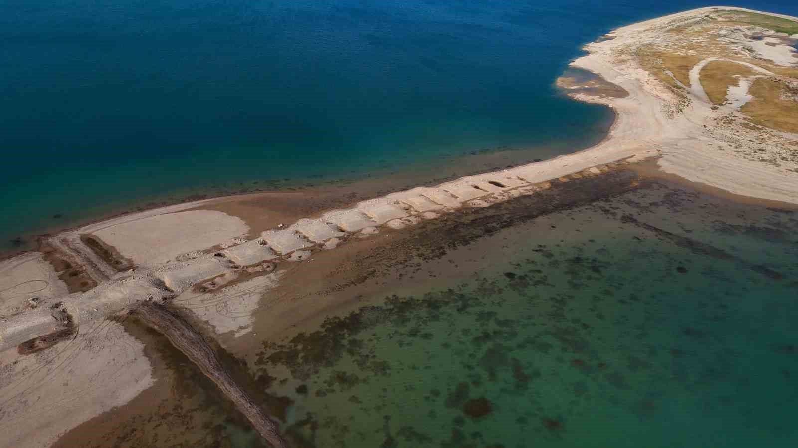 adanada golde su seviyesi yukseldi sevgi adasi yolu kayboldu 1 F9yDuqKZ