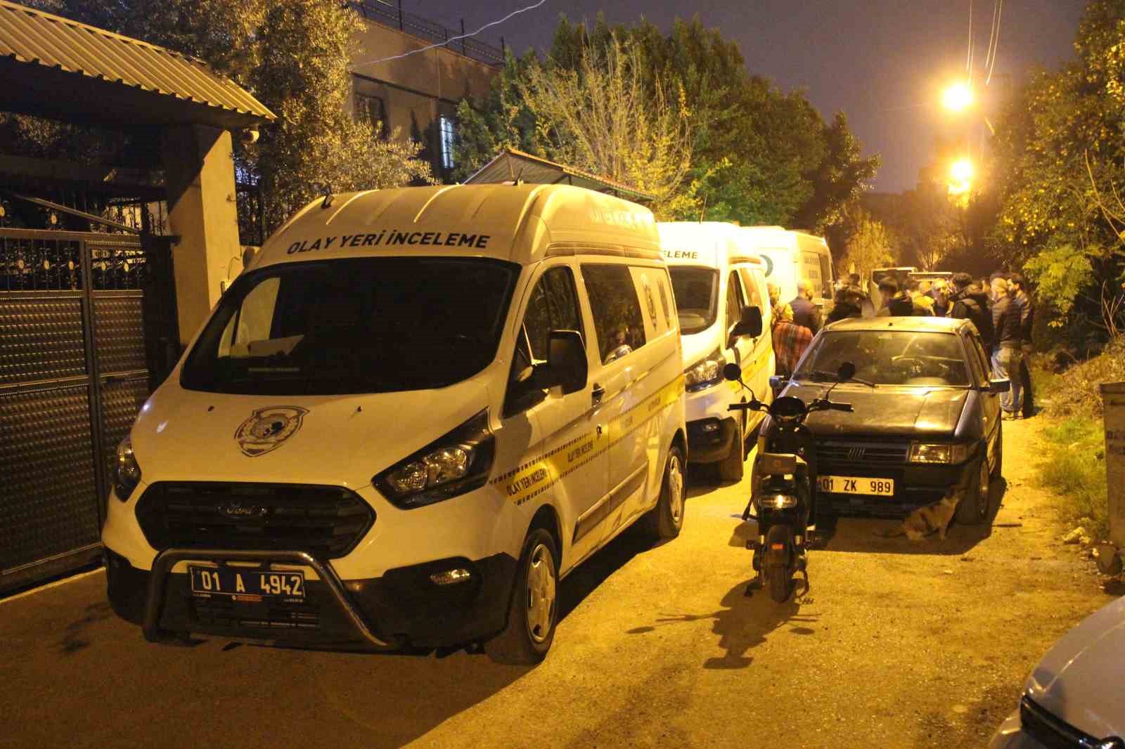 adanada kan donduran olay baba cocuklarini oldurup intihar etti 2 ZFGvNi7y