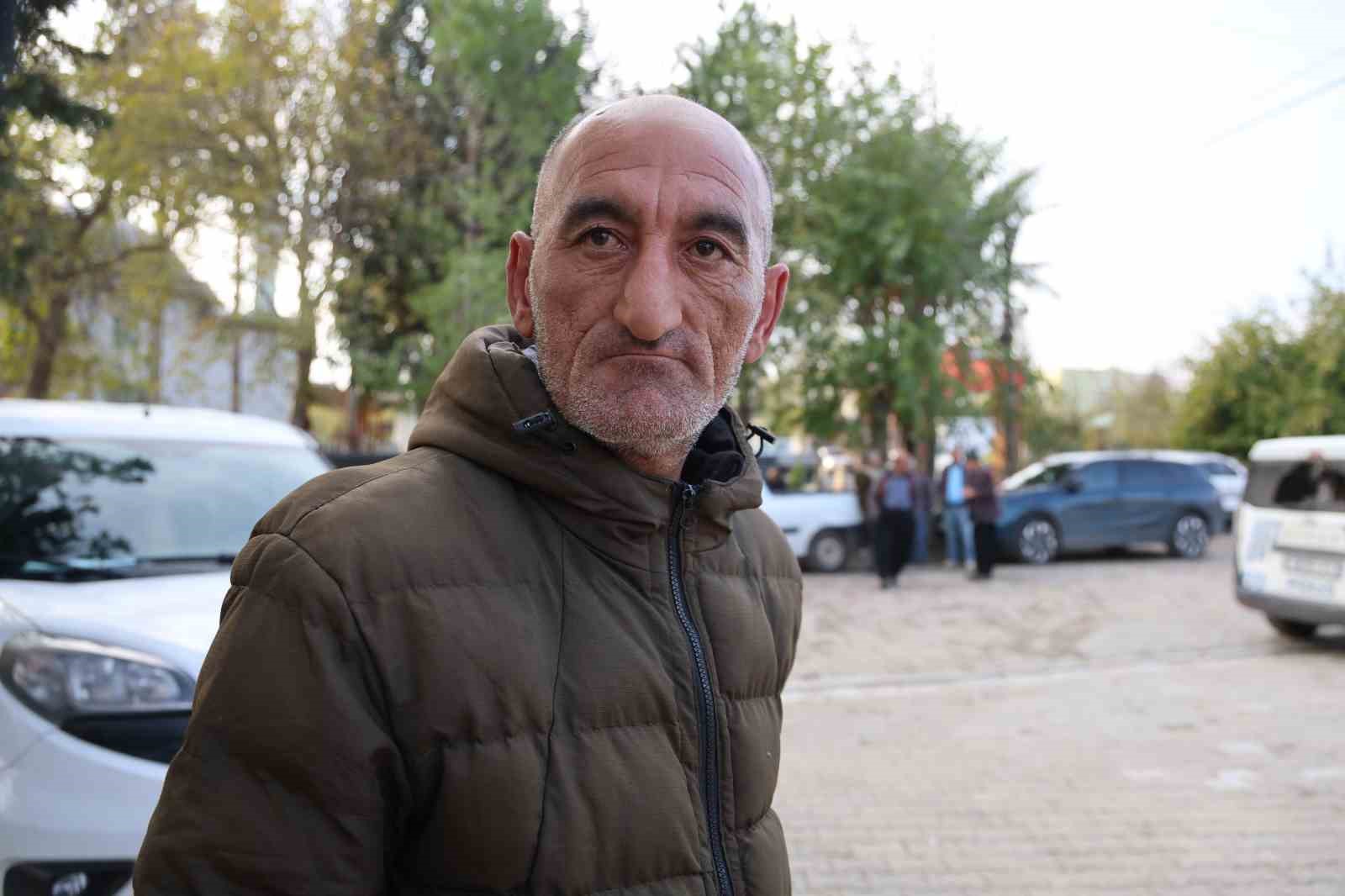 adanada kayip yasli adamdan hala bir iz bulunamadi 1 T4N2eqMc