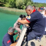 adanada-kopruden-dusen-kadin-itfaiye-ekiplerince-kurtarildi-LdVEZzaH.jpg