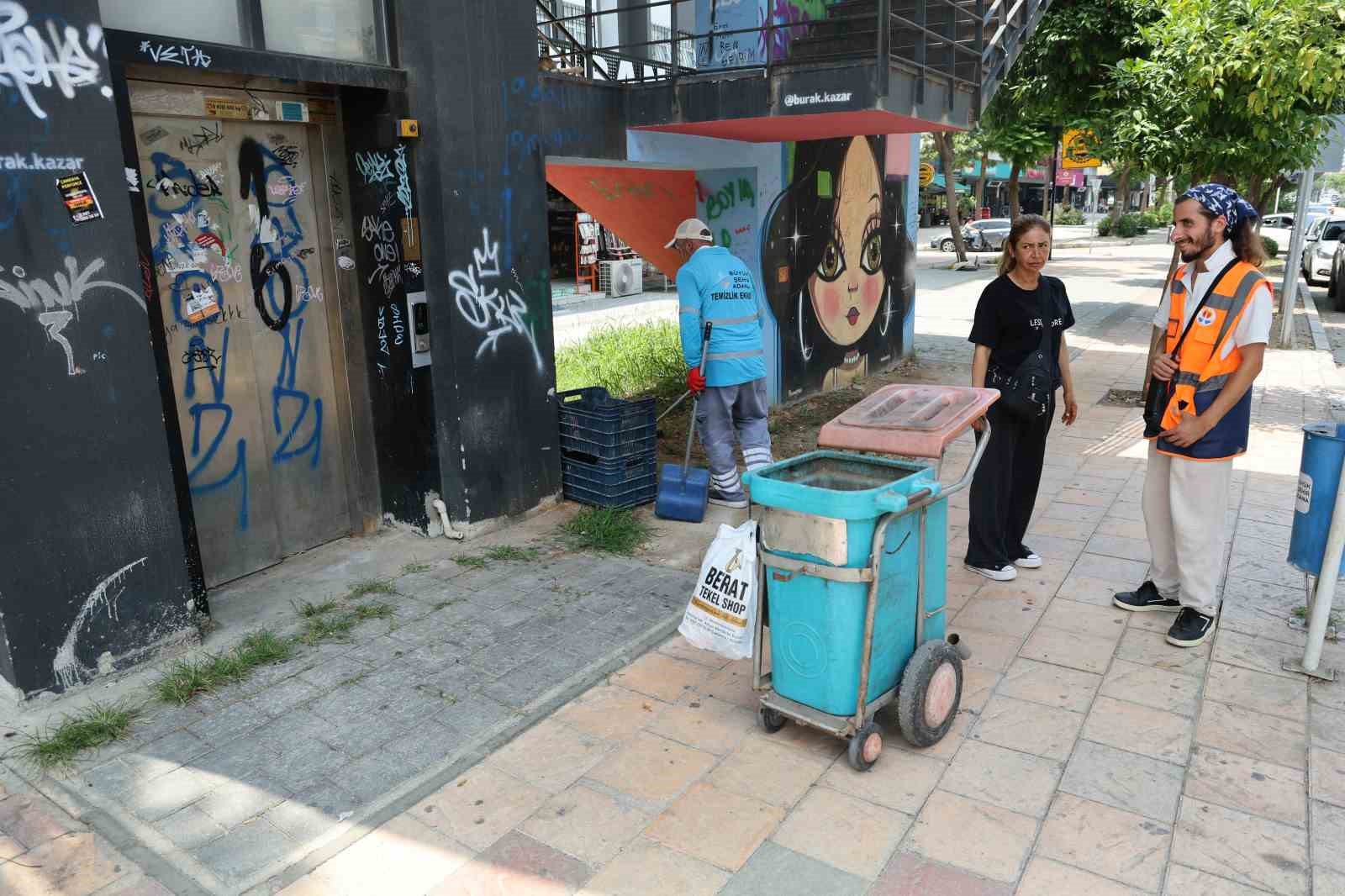 adanada milyonluk ust gecitler curumeye terk edildi 7 HSOam55Q