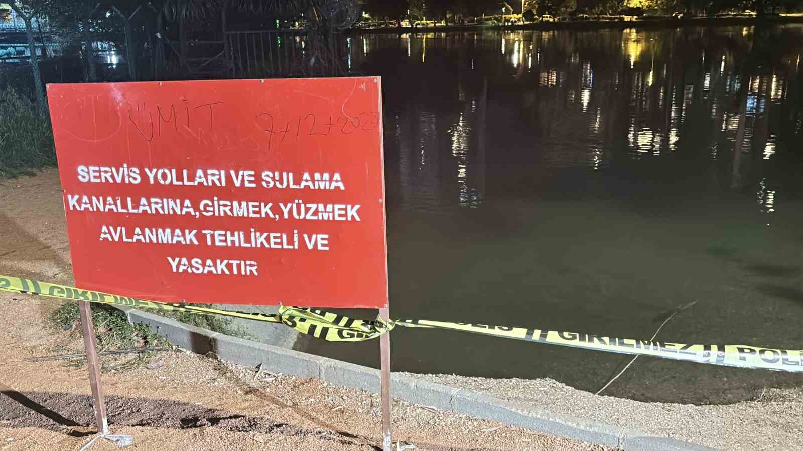 adanada nehre dusen genc hayatini kaybetti 0 5GA9yjhd