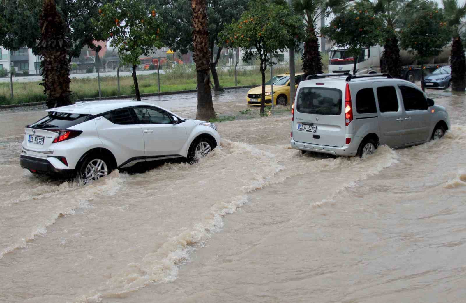 adanada saganak yagista yollar gole dondu 7 VDS7pCma