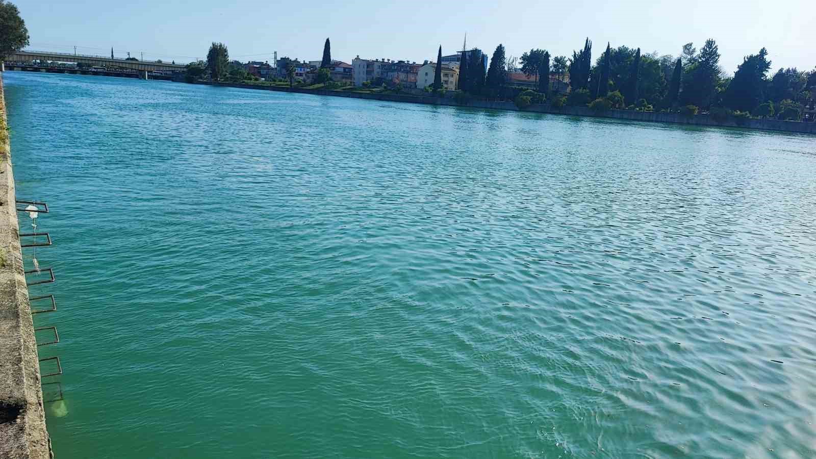 Adana’da serinlemek için girdiği nehirde kaybolan genç hastaneye kaldırıldı 4 adanada serinlemek icin girdigi nehirde kaybolan genc hastaneye kaldirildi 0 K9GS4JKd