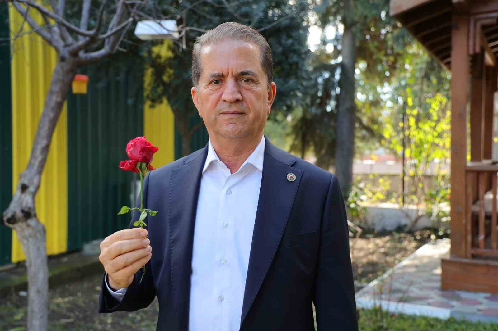 adanada sevgililerin gulleri dalinda kurudu 4 ONr9nkT1