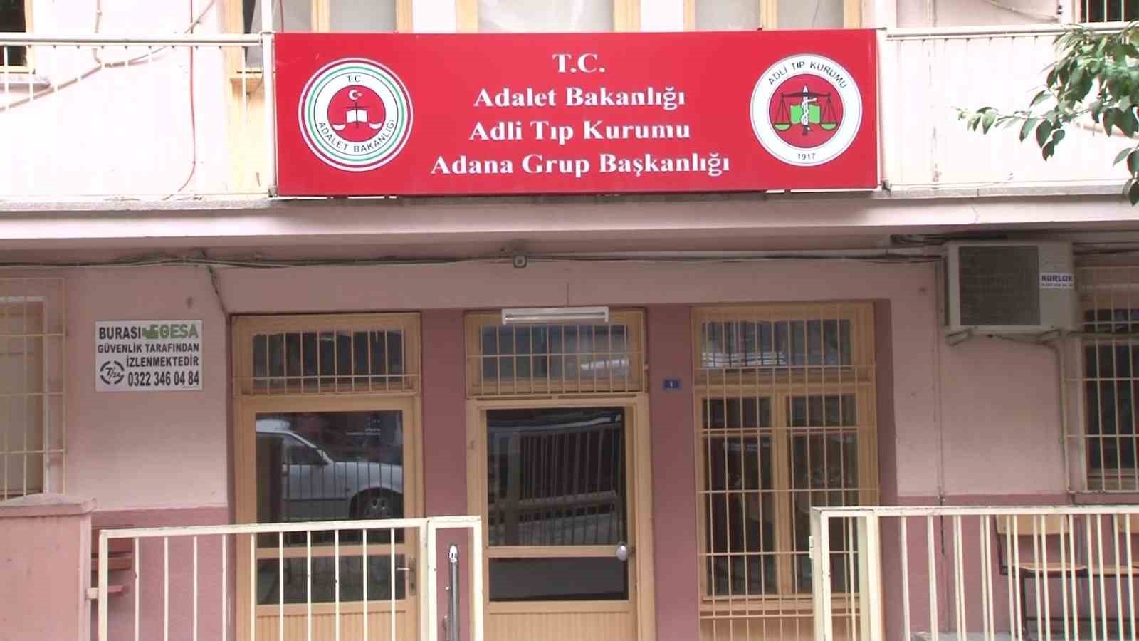 adanada silahli saldiri 1 olu 1 yarali 0 HhkUaVIm