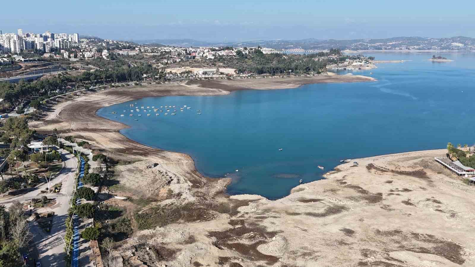 adanada son 52 yilin en kurak donemi nehre ve kanallara su verilmiyor 1