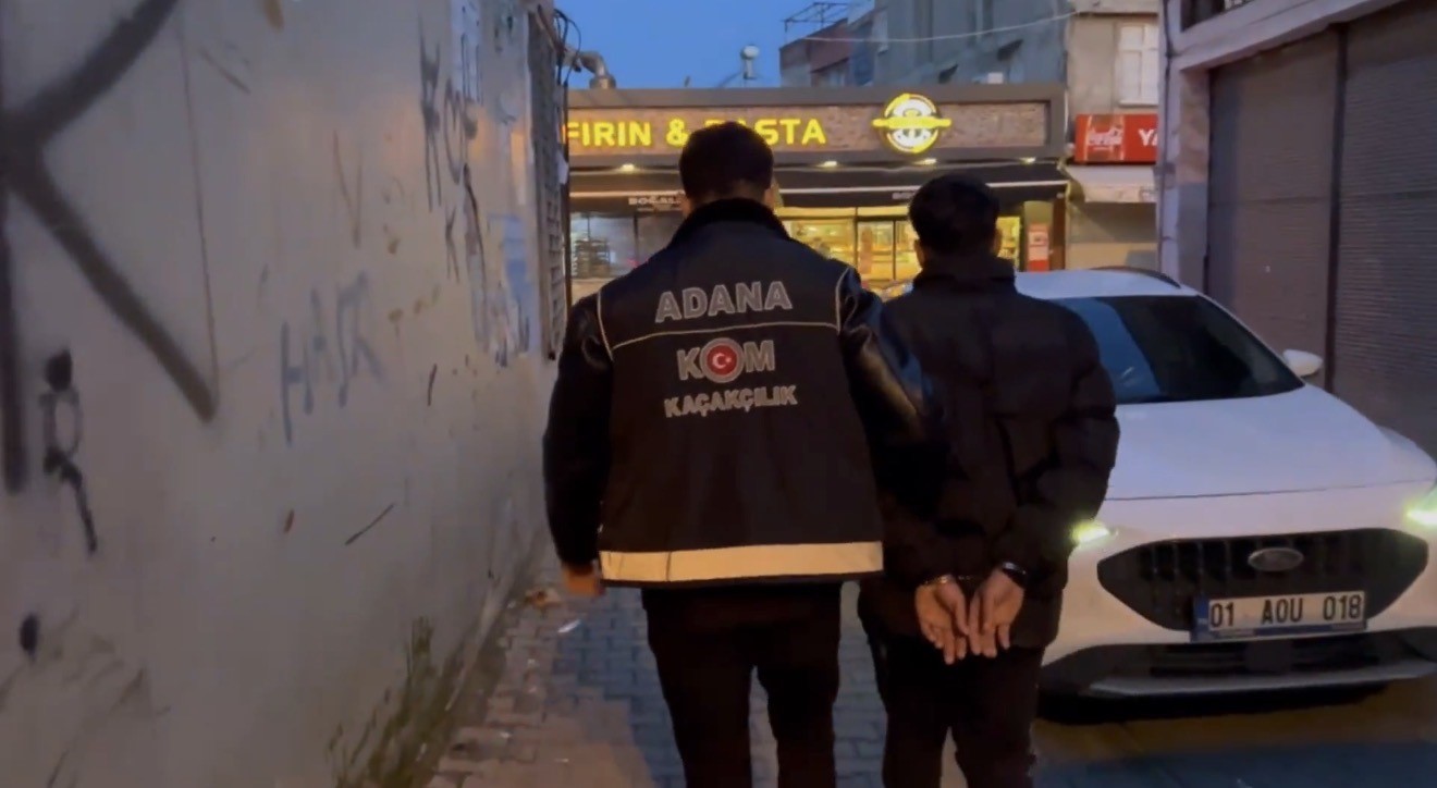 adanada sosyal medyada suc orgutu propagandasi yapan 94 supheliye islem yapildi 0 aZl9ItVr