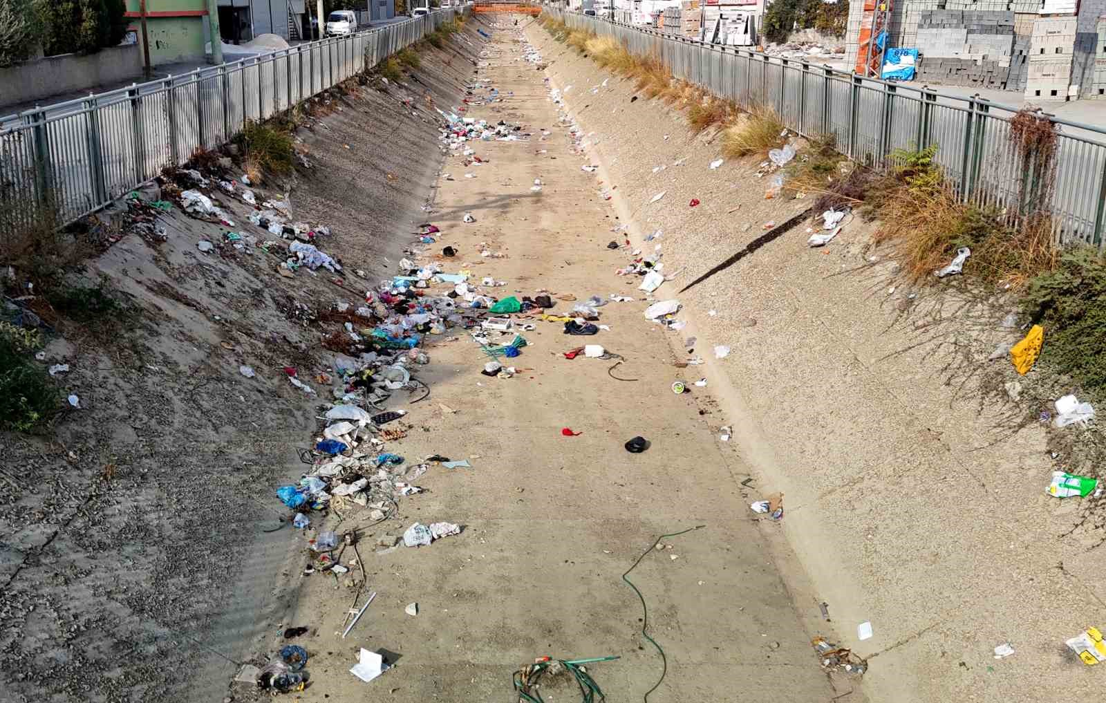 adanada sulama kanallari copluge dondu 1 KvLDkalH