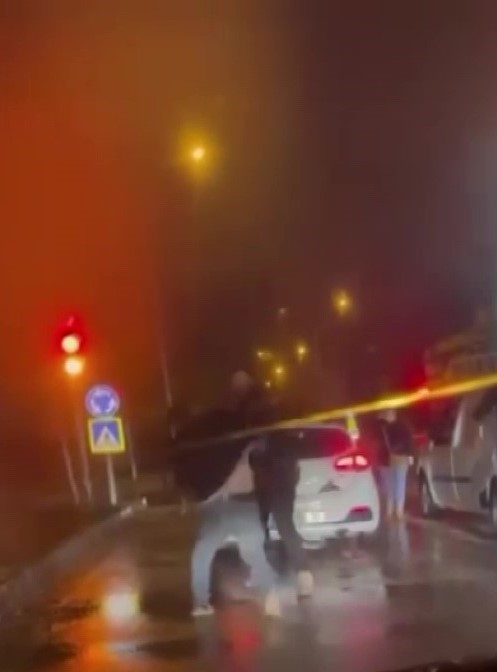 adanada trafikte yumruklu kavga kamerada 1 tfhyze38