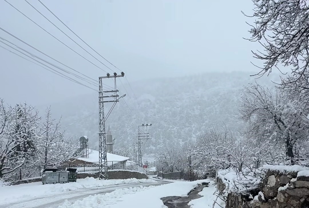 adanada yaylalarda kar etkili oldu 0 3hK3wLRG