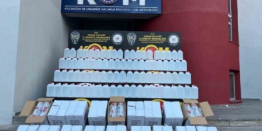 adanada-yilbasi-oncesi-sahte-icki-operasyonu-2-ton-kacak-etil-alkol-ele-gecirildi-X5NlS8Bl.jpg