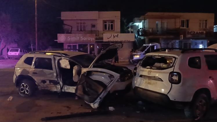 Adana’da zincirleme kaza: 1 ölü, 4 yaralı 6 adanada zincirleme kaza 1 olu 4 yarali 2 YQQSRTOw