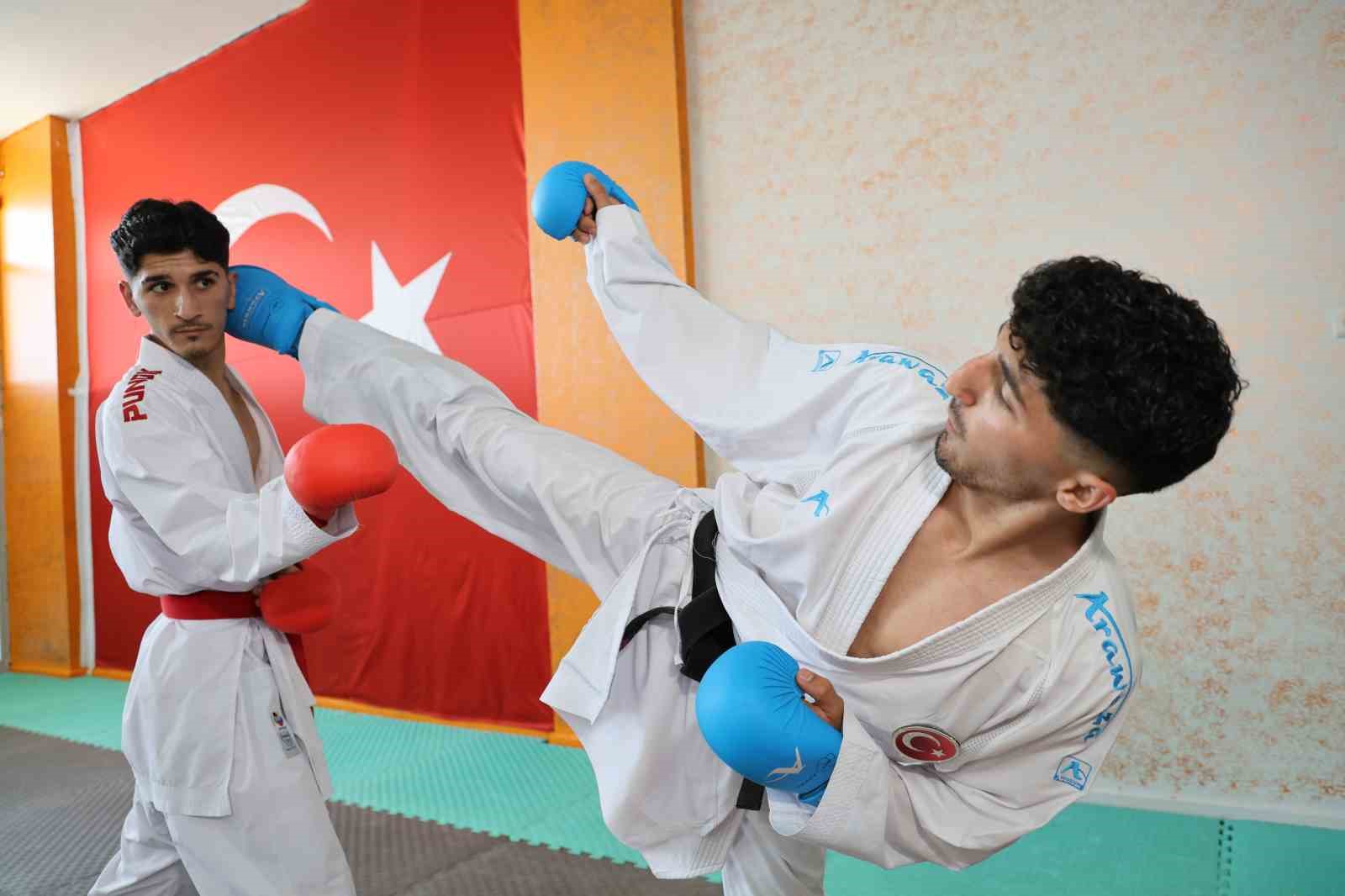 Adanalı milli karateci gözünü olimpiyatlara dikti 7 adanali milli karateci gozunu olimpiyatlara dikti 3 1KXndfD1