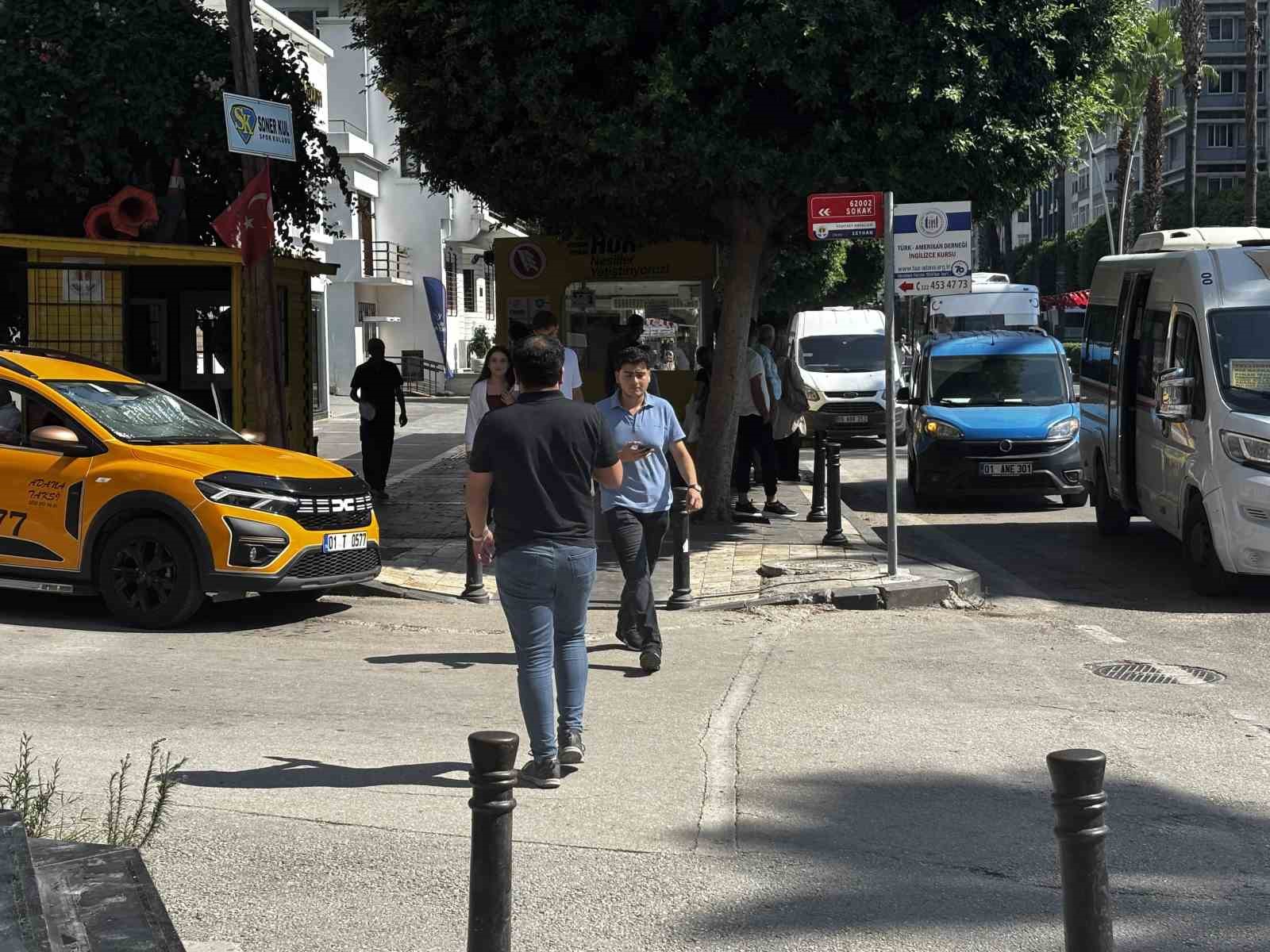 Adanalı sanatçı Haluk Levent’e hemşehrilerinden tepki: 5 adanali sanatci haluk levente hemsehrilerinden tepki 1 IuSXZKCi