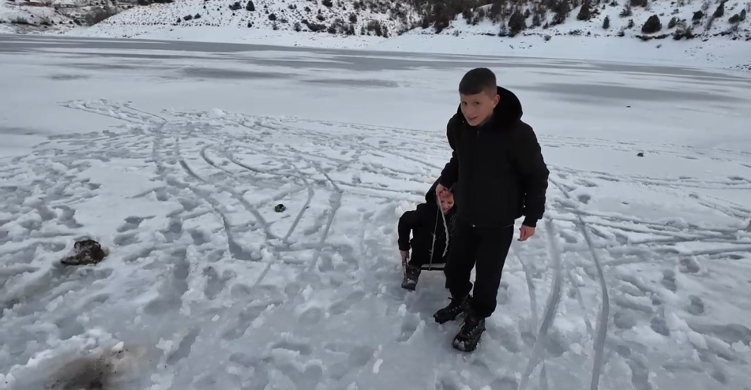 adananin sibiryasinda kurebeli baraji buz tuttu 4 AlzQttDp