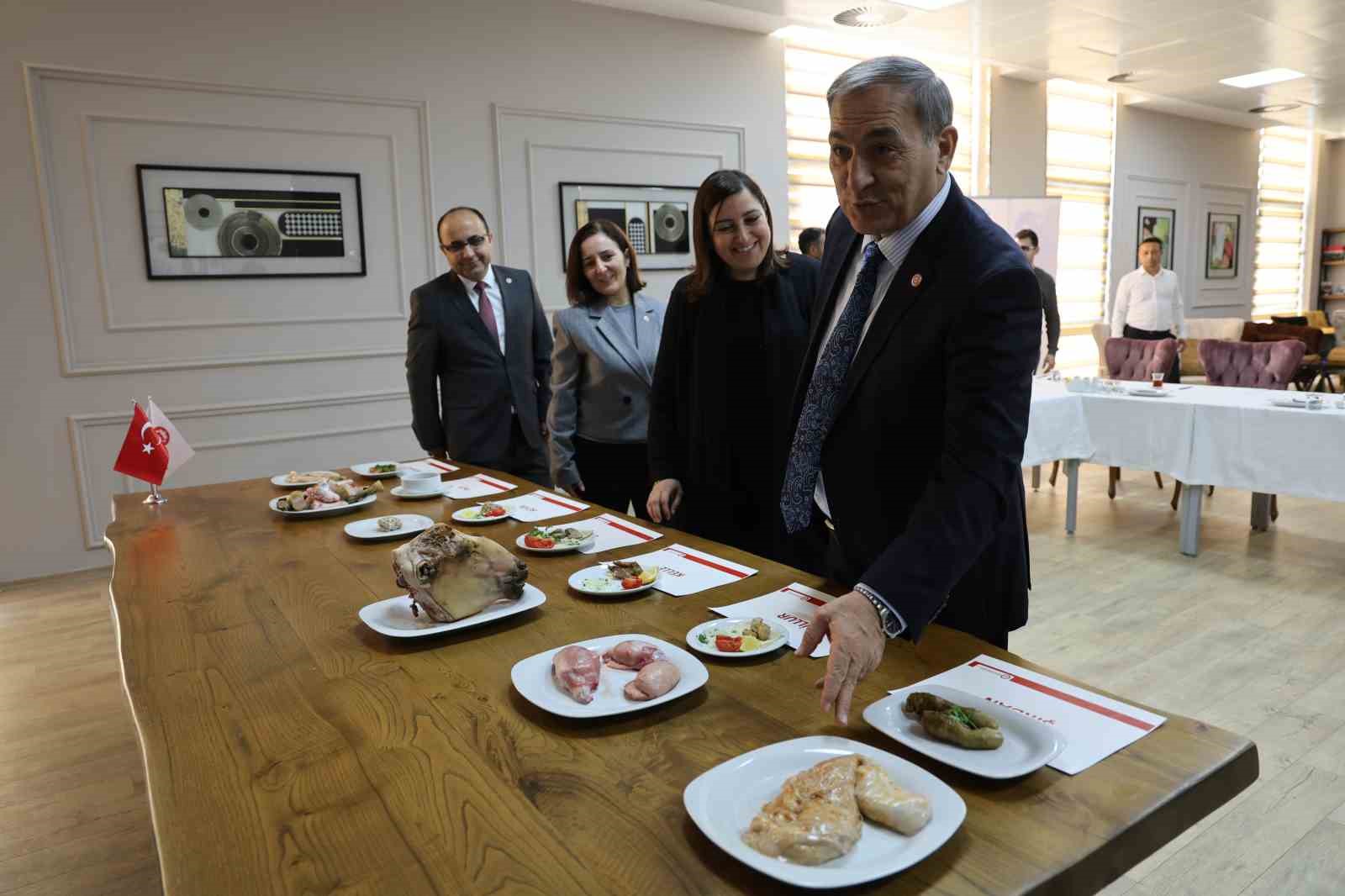 adananin sira disi yoresel lezzetlerinin gastronomi turizmini canlandirilmasi bekleniyor 0 dfFK3RKN