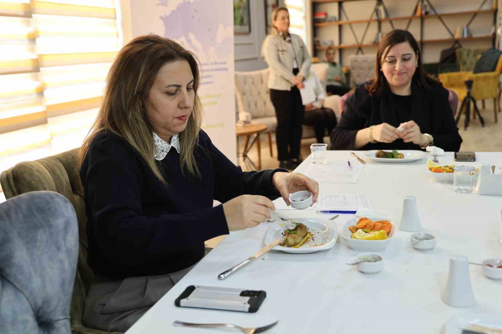 adananin sira disi yoresel lezzetlerinin gastronomi turizmini canlandirilmasi bekleniyor 5 myfbhEk6