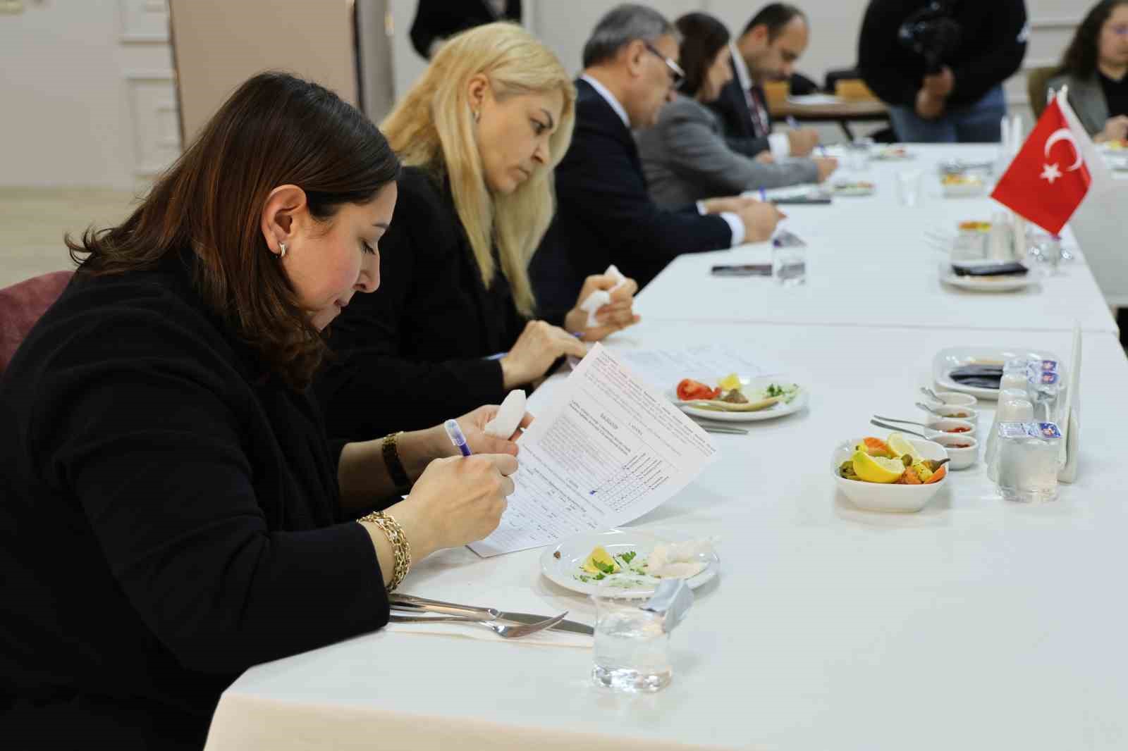 adananin sira disi yoresel lezzetlerinin gastronomi turizmini canlandirilmasi bekleniyor 6 t2Ujnq6X