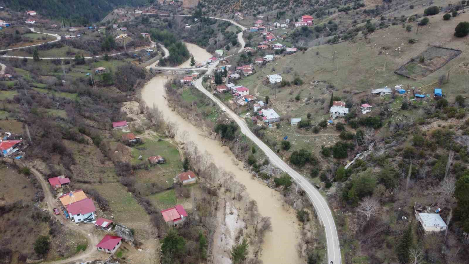 adanayi kayseri ve sivasa baglayan guzergahta ulasim kontrollu saglaniyor 7 Y46TKyPB