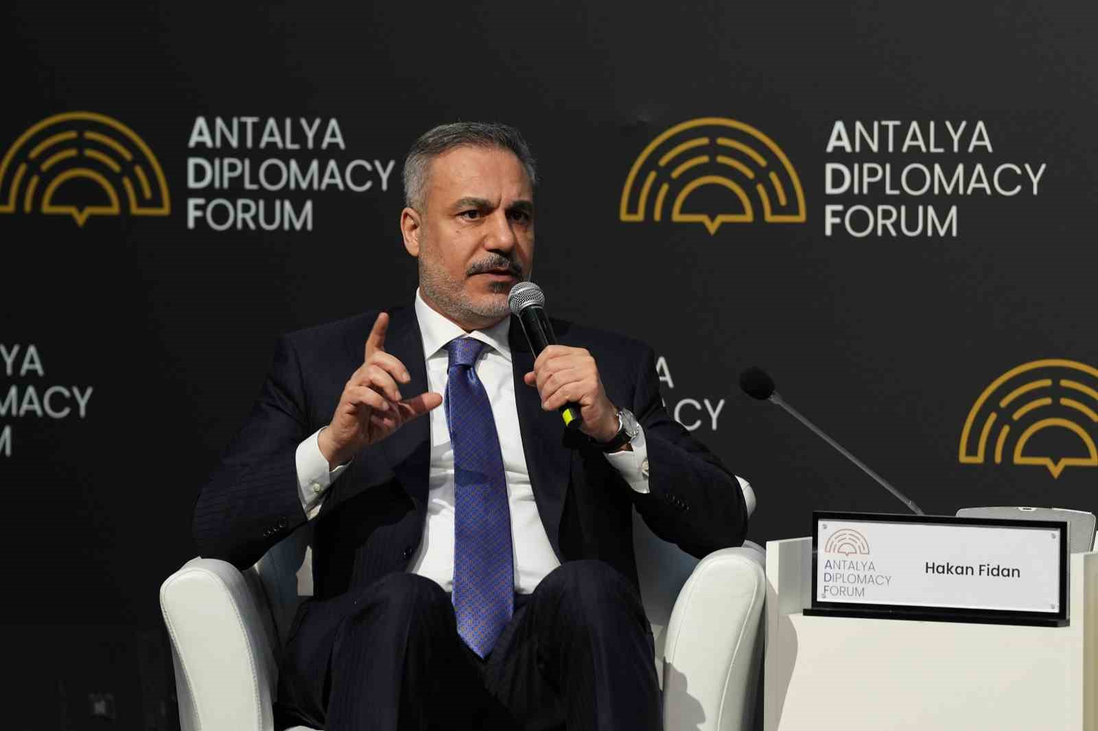 ADF2026 tamamlandı: Gazze mesajları, yoğun temas trafiği ve kritik başlıklar öne çıktı 13 adf2026 tamamlandi gazze mesajlari yogun temas trafigi ve kritik basliklar one cikti 9