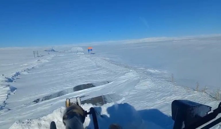 adilcevaz-malazgirt-kara-yolu-ulasima-acildi-vWnqVmhk.jpg
