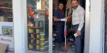 adilcevazda-is-yerine-giren-yilan-ekipleri-harekete-gecirdi-rs7emUdF.jpg