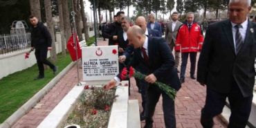 adiyaman-kent-protokolu-sehitlik-ziyaretinde-bulundu-e1lumUKM.jpg