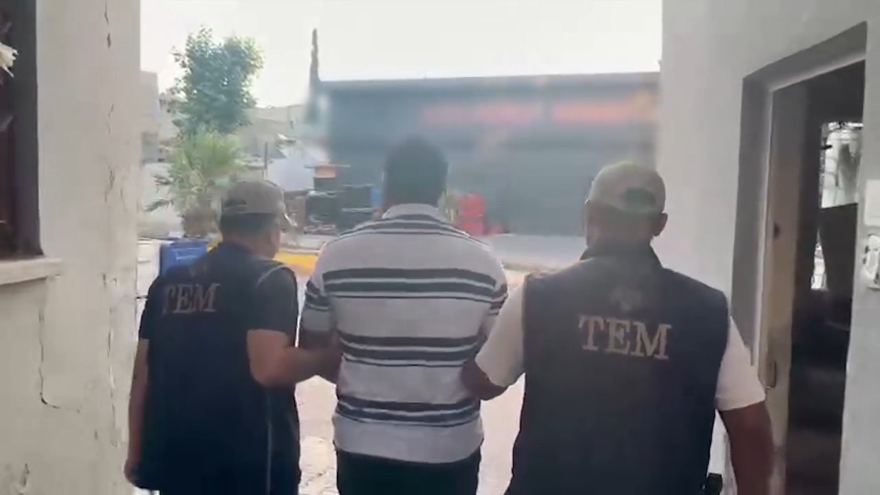 adiyamanda deas operasyonu 4 sahis tutuklandi 1 7h6568qv