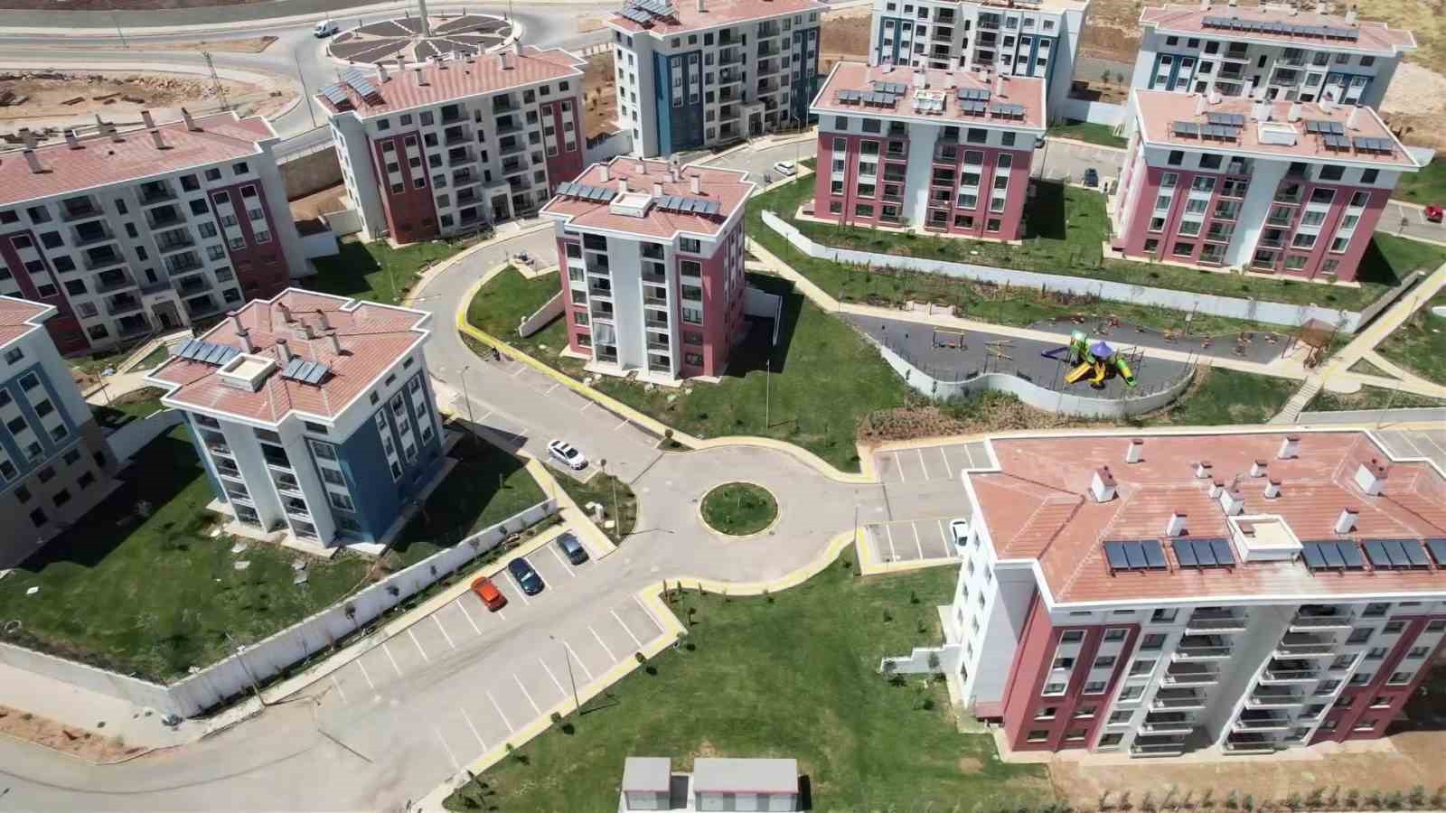 adiyamanda depremin izleri siliniyor 2 32IjLZpZ