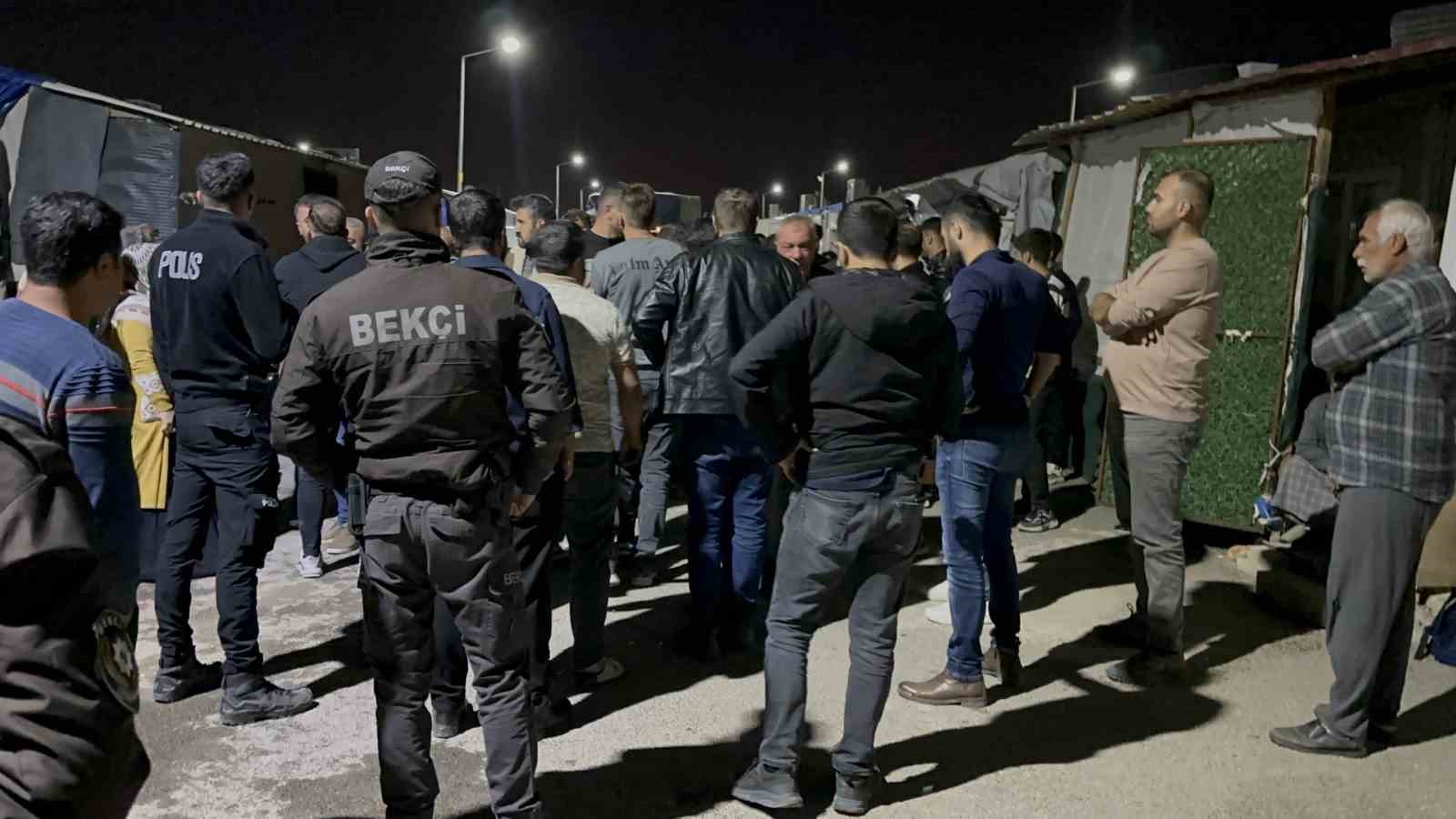 adiyamanda iki grup arasinda kavga 3 yarali 1 sHjYrWpf