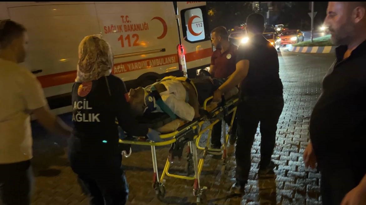 Adıyaman’da iki otomobilin çarpıştığı kazada 3 kişi yaralandı 5 adiyamanda iki otomobilin carpistigi kazada 3 kisi yaralandi 1 sOr8kgtd