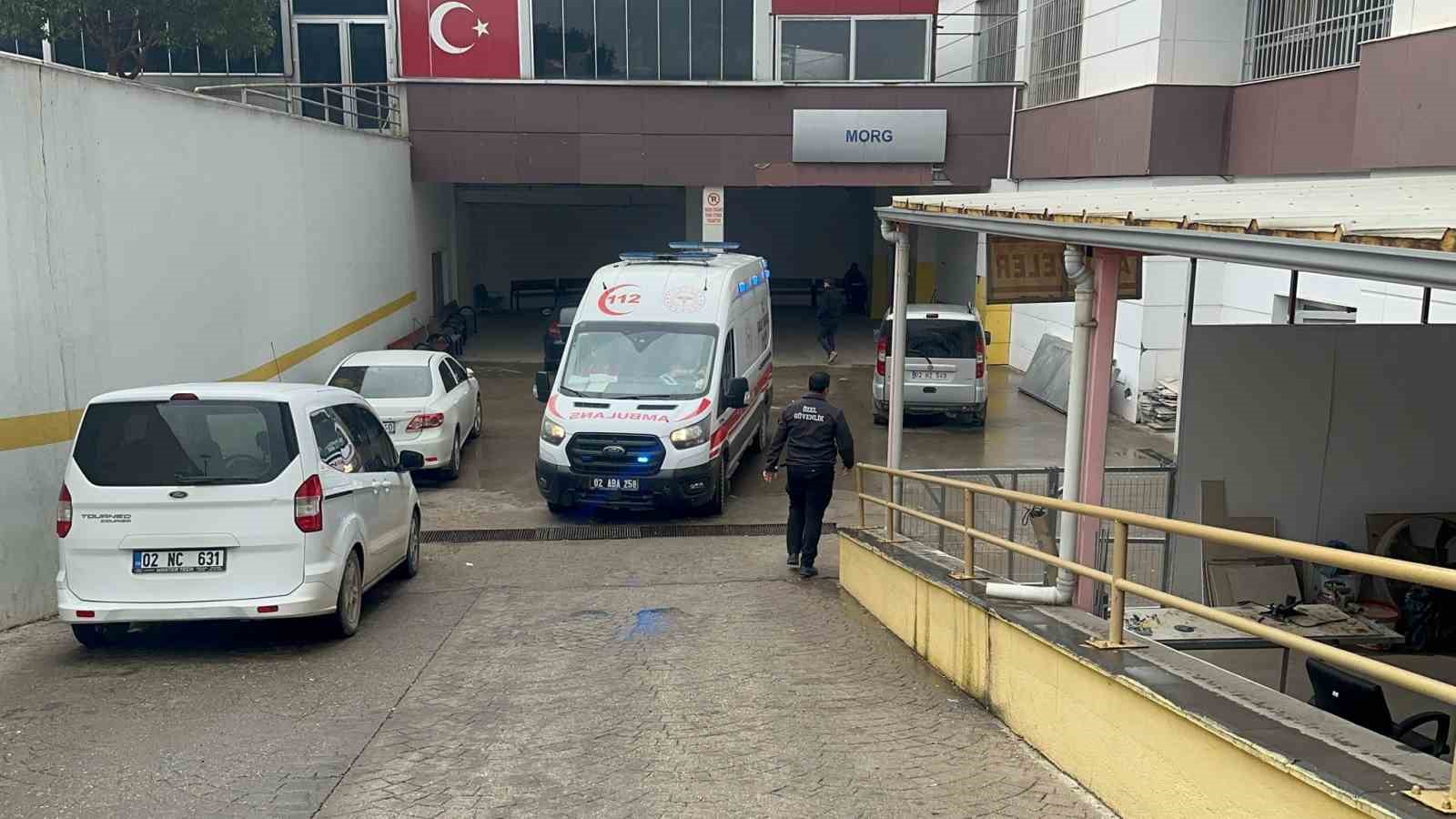 adiyamanda intihar olayini haber yapan gazetecileri polisler darbetti 2 FAOkvnEO