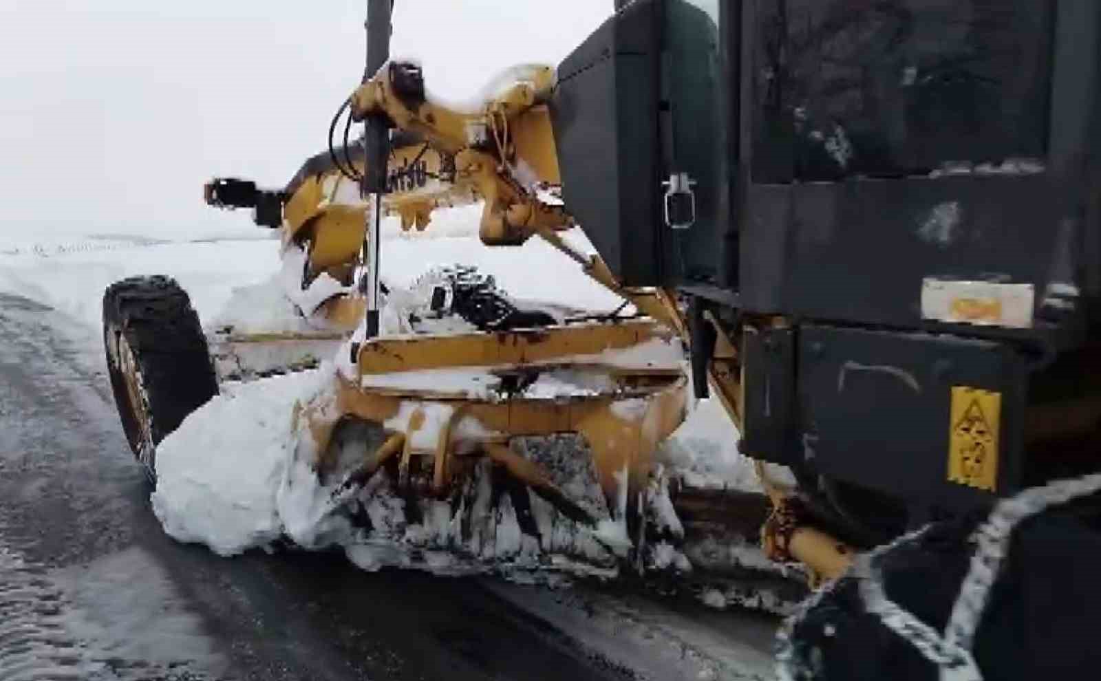 adiyamanda karla mucadele araliksiz suruyor 1 eWXkrInk