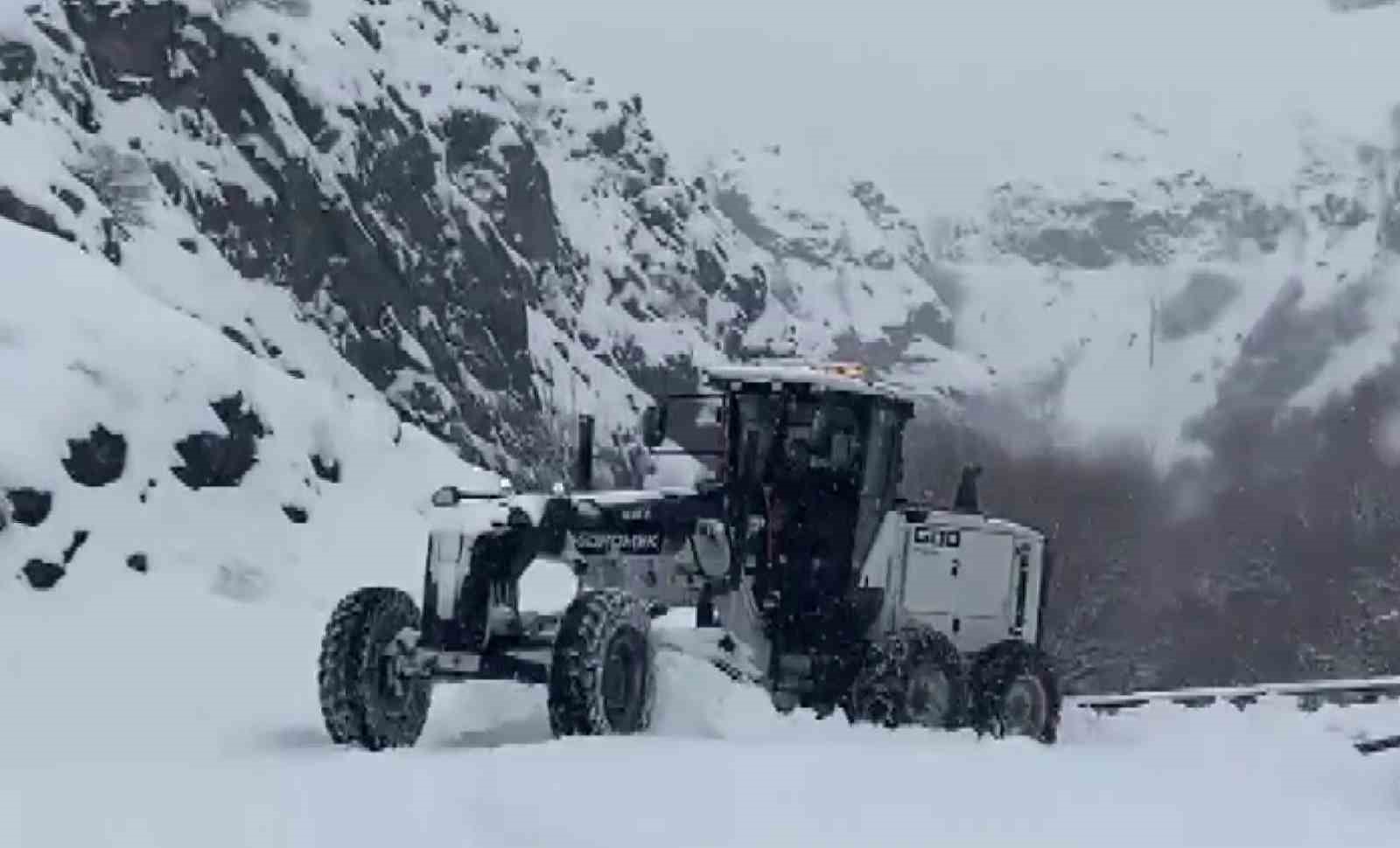 adiyamanda karla mucadele araliksiz suruyor 2 8fMvkhj8