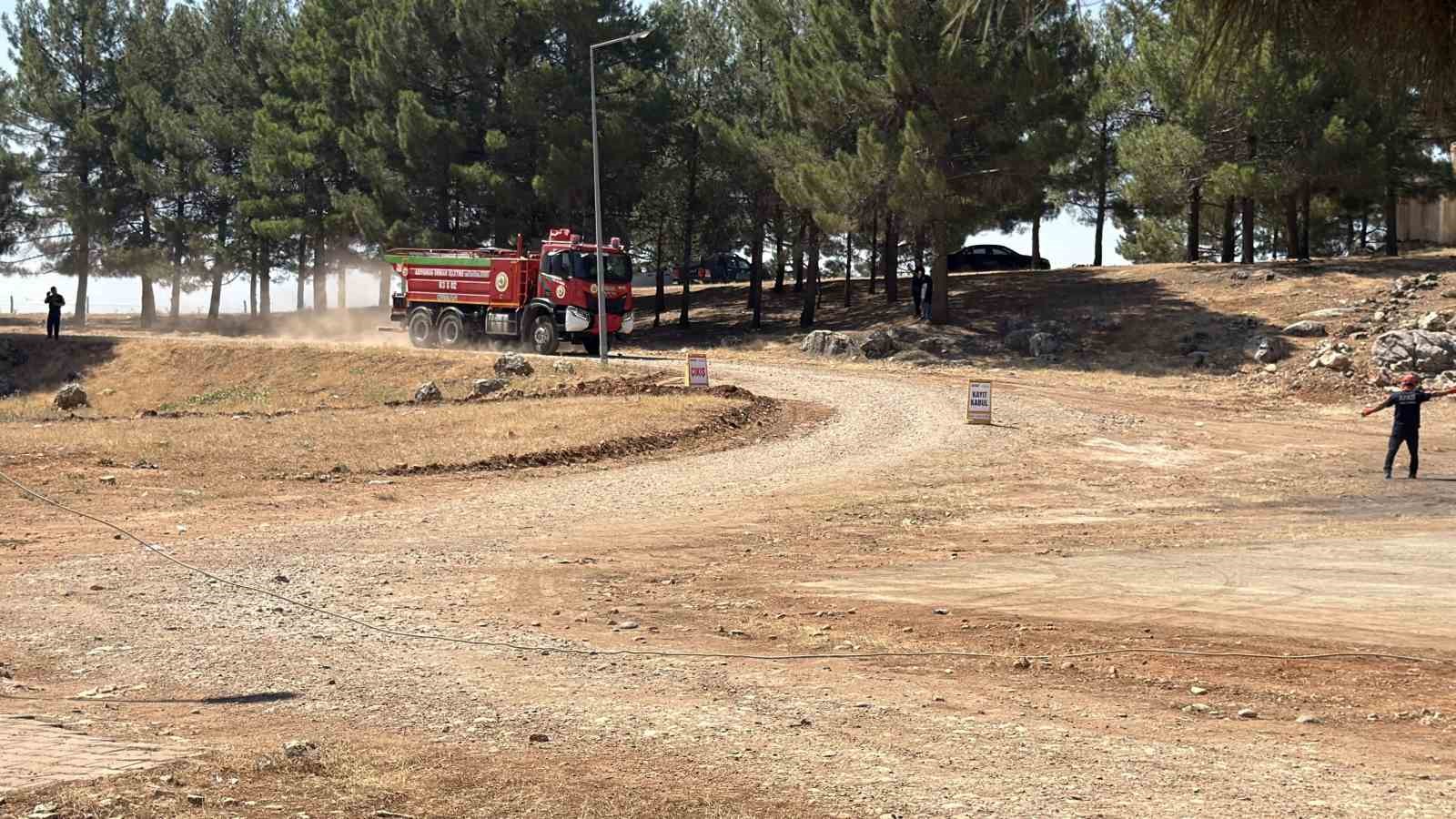 Adıyaman’da kuraklık ve orman yangını tatbikatı düzenlendi 4 adiyamanda kuraklik ve orman yangini tatbikati duzenlendi 0