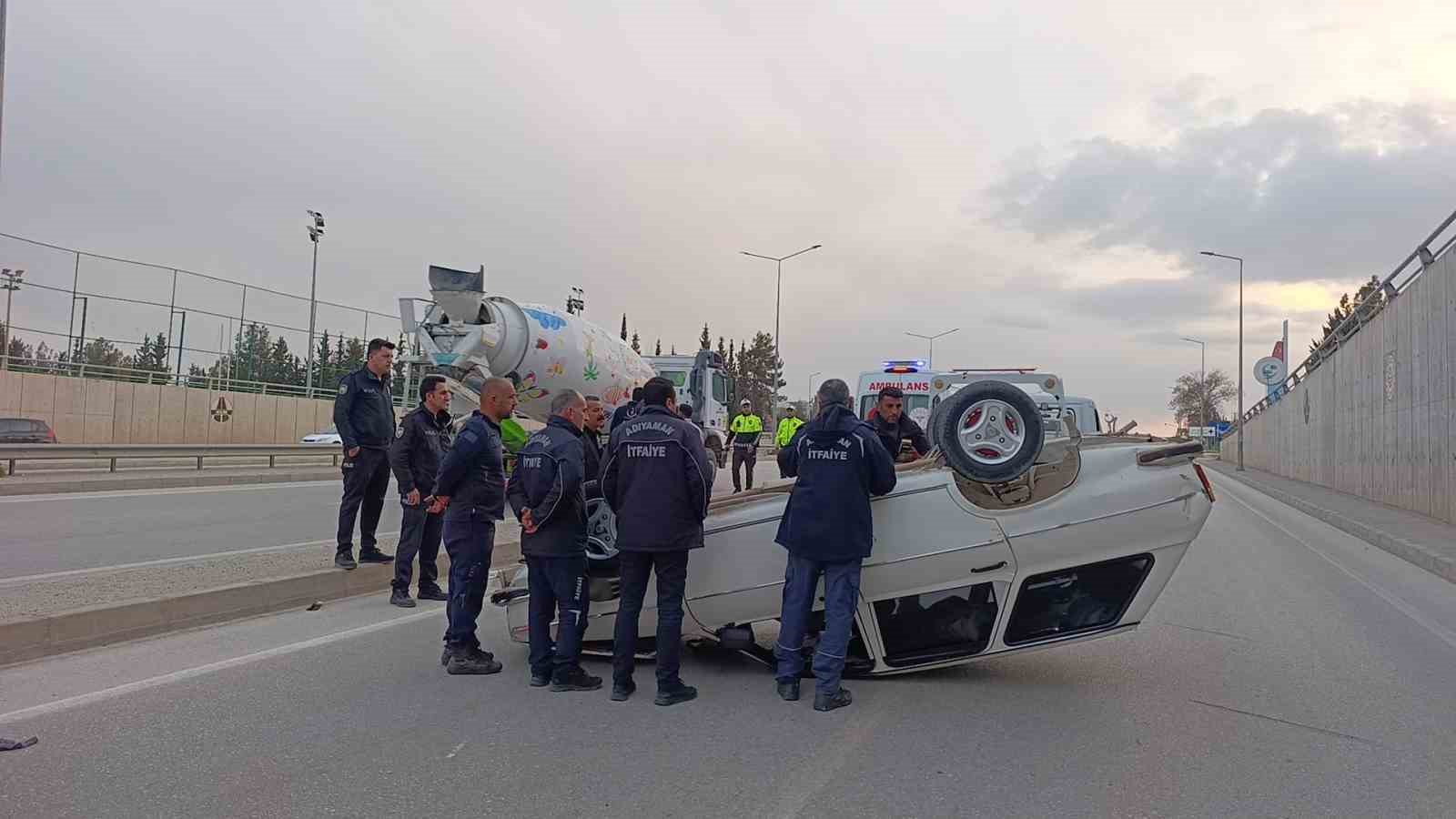 Adıyaman’da otomobil takla attı: 3 yaralı 4 adiyamanda otomobil takla atti 3 yarali 0 83u1OuVc