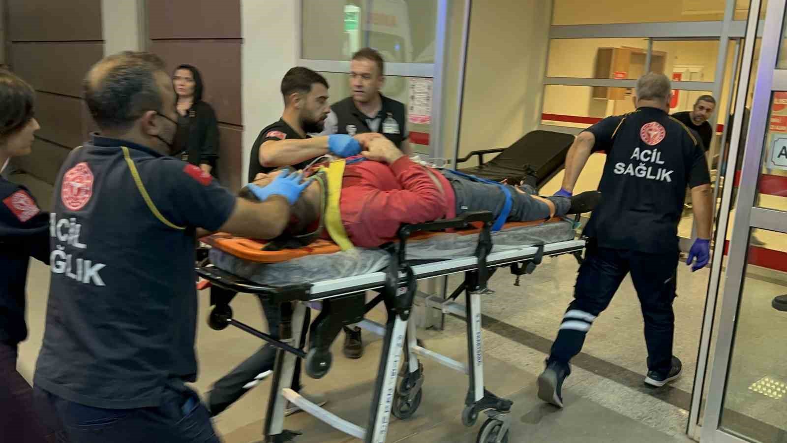 Adıyaman’da otomobil takla attı: 4 ağır yaralı 1 adiyamanda otomobil takla atti 4 agir yarali 0 vga9DhSS