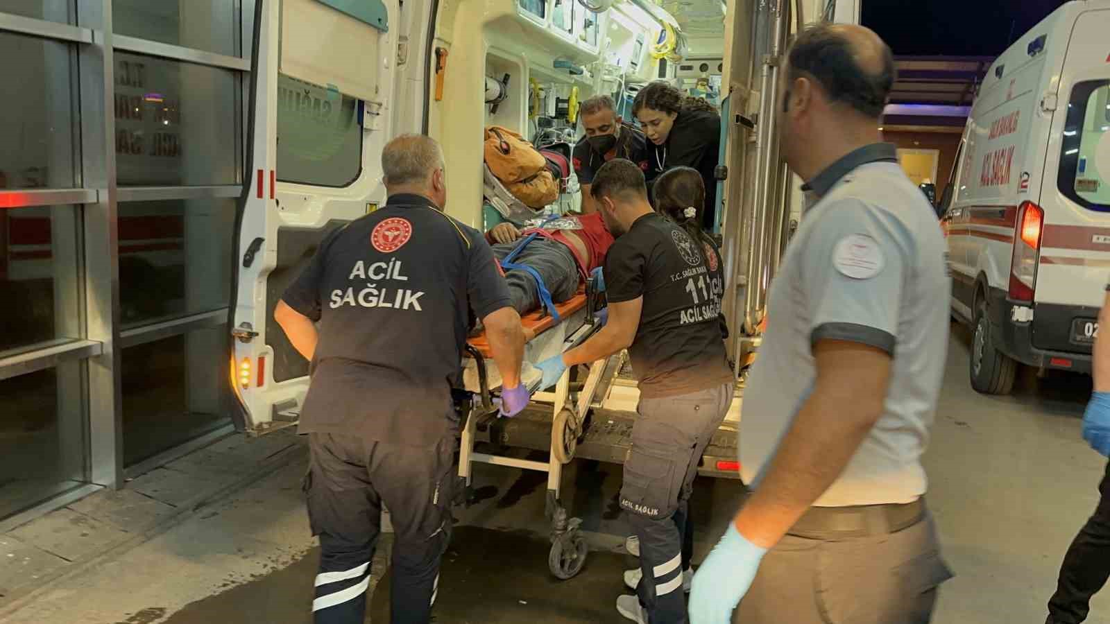 Adıyaman’da otomobil takla attı: 4 ağır yaralı 7 adiyamanda otomobil takla atti 4 agir yarali 3 giDyCmOy